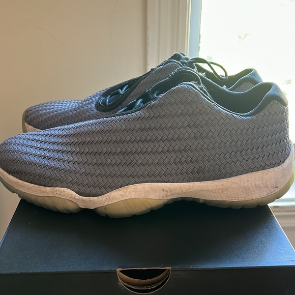 Jordan Future Low (grey) size 11 - Picture 3 of 6